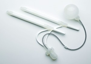 Estos dispositivos han proporcionado una forma predecible y confiable de restablecer las erecciones en muchos pacientes.
